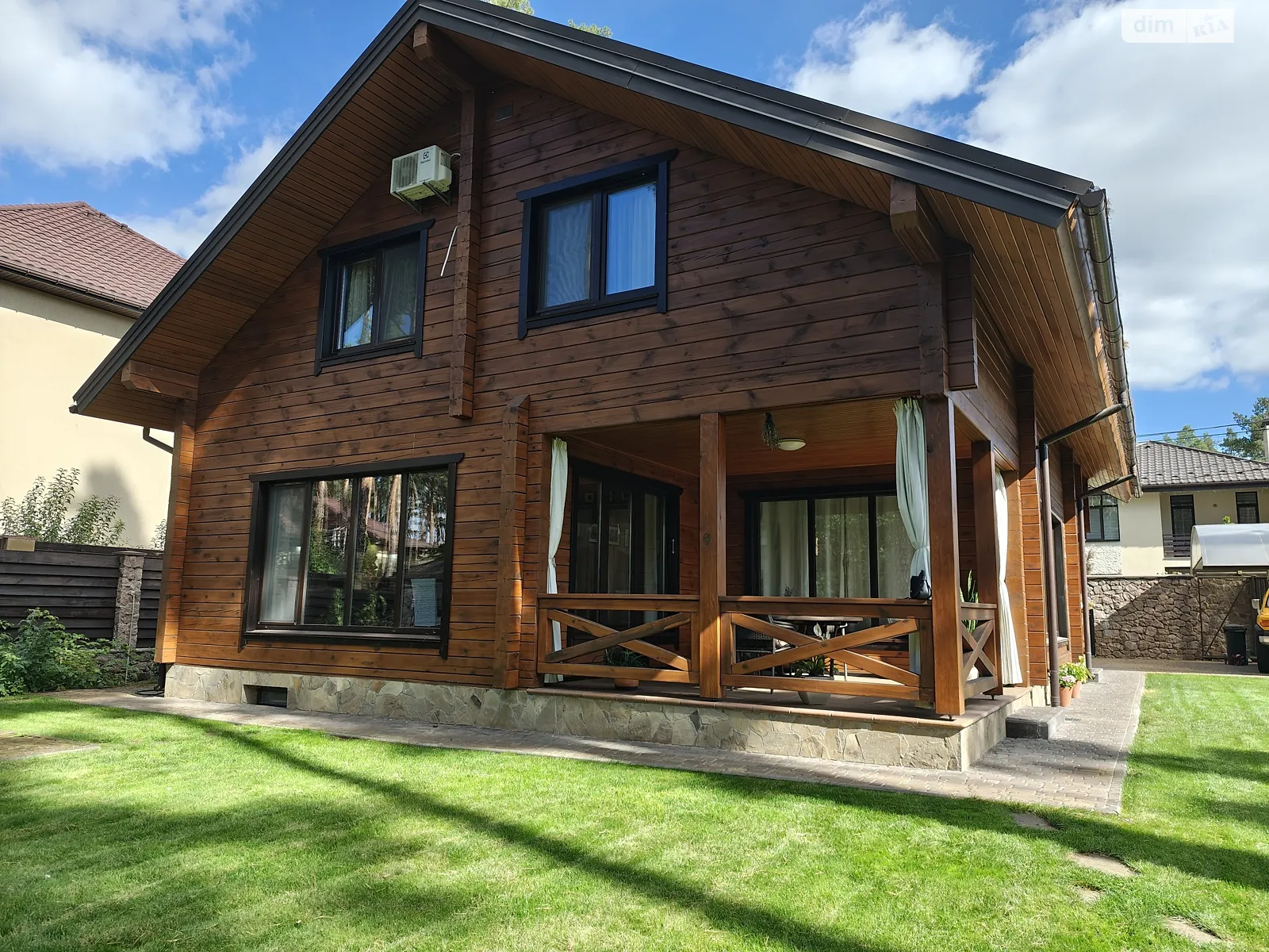Продається будинок 2 поверховий 208.3 кв. м з каміном, цена: 335000 $ - фото 1
