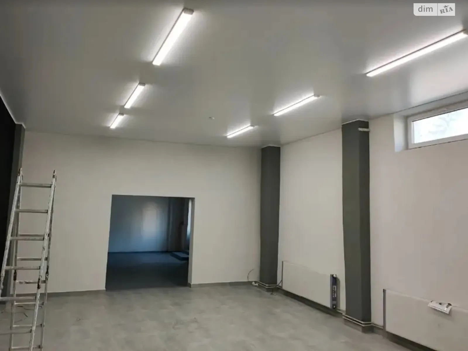 Здається в оренду приміщення вільного призначення 107 кв. м в 1-поверховій будівлі, цена: 18500 грн - фото 1