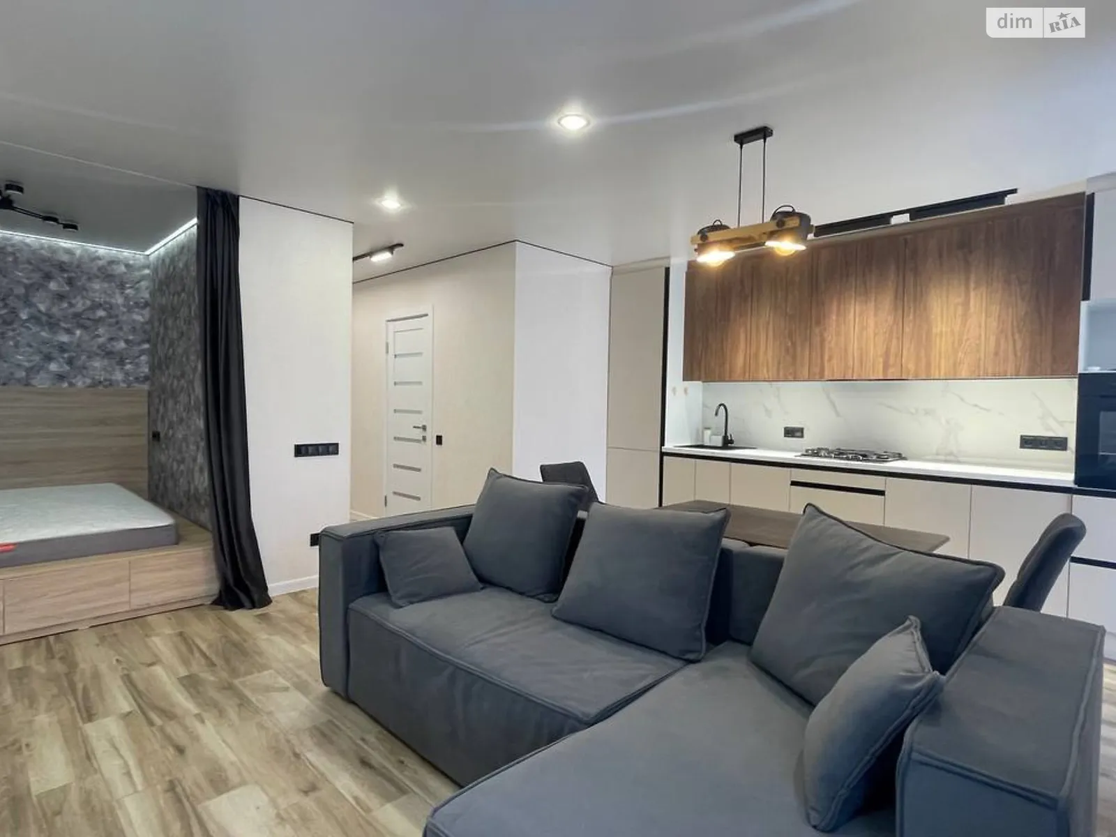 Продается 1-комнатная квартира 42.2 кв. м в Днепре, Запорожское шоссе, 32Д - фото 1