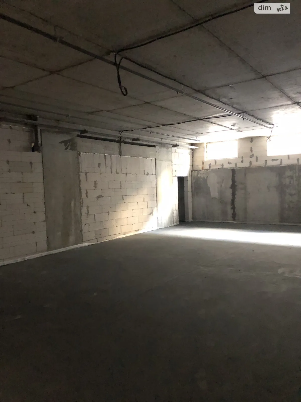 Сдается в аренду помещения свободного назначения 600 кв. м в 3-этажном здании, цена: 210000 грн - фото 1