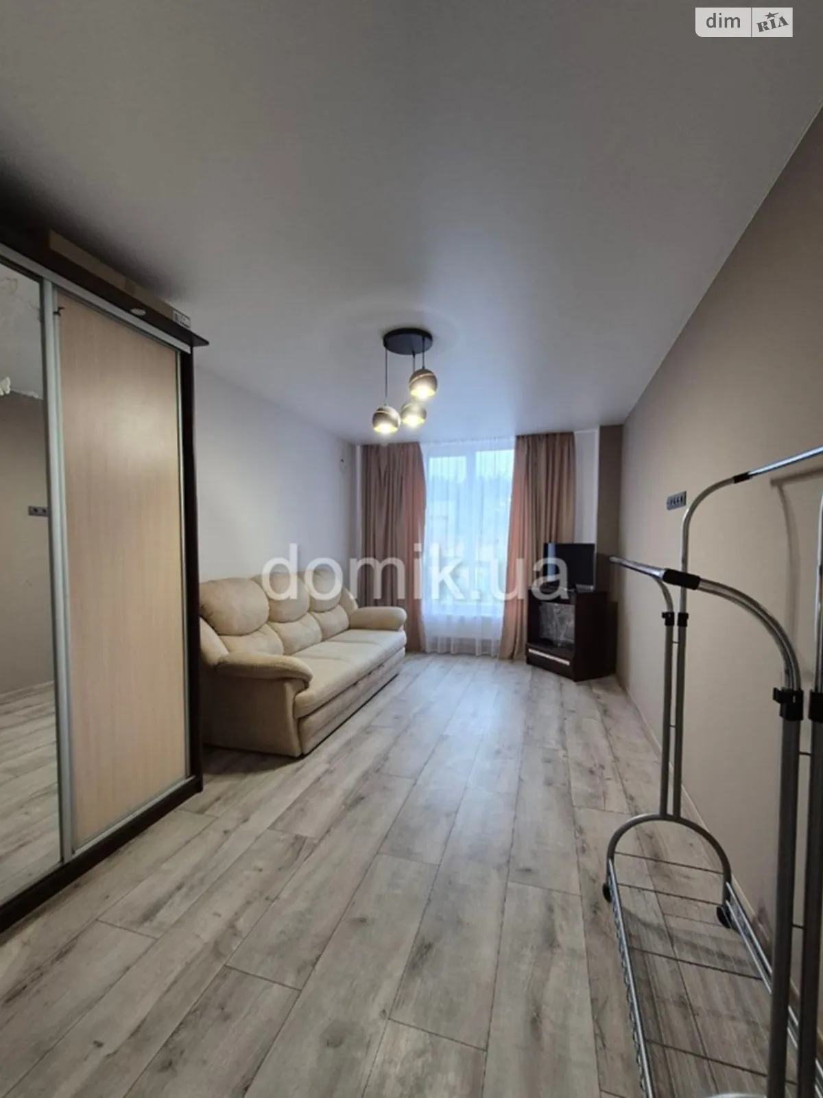 Продается 1-комнатная квартира 47 кв. м в Ирпене, ул. Университетская(Карла Маркса), 1О - фото 1