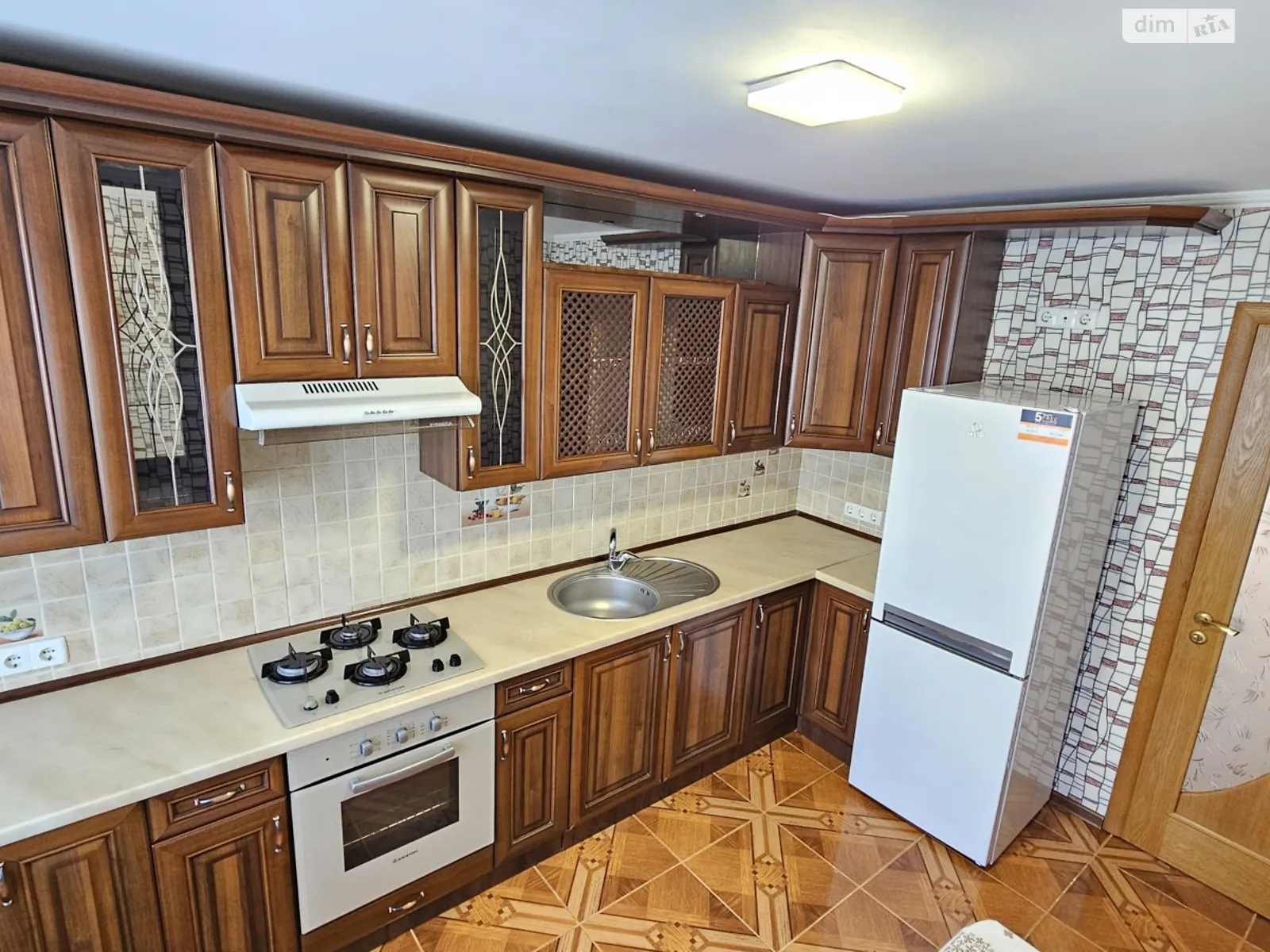 Сдается в аренду 3-комнатная квартира 75.6 кв. м в Хмельницком, цена: 15000 грн - фото 1