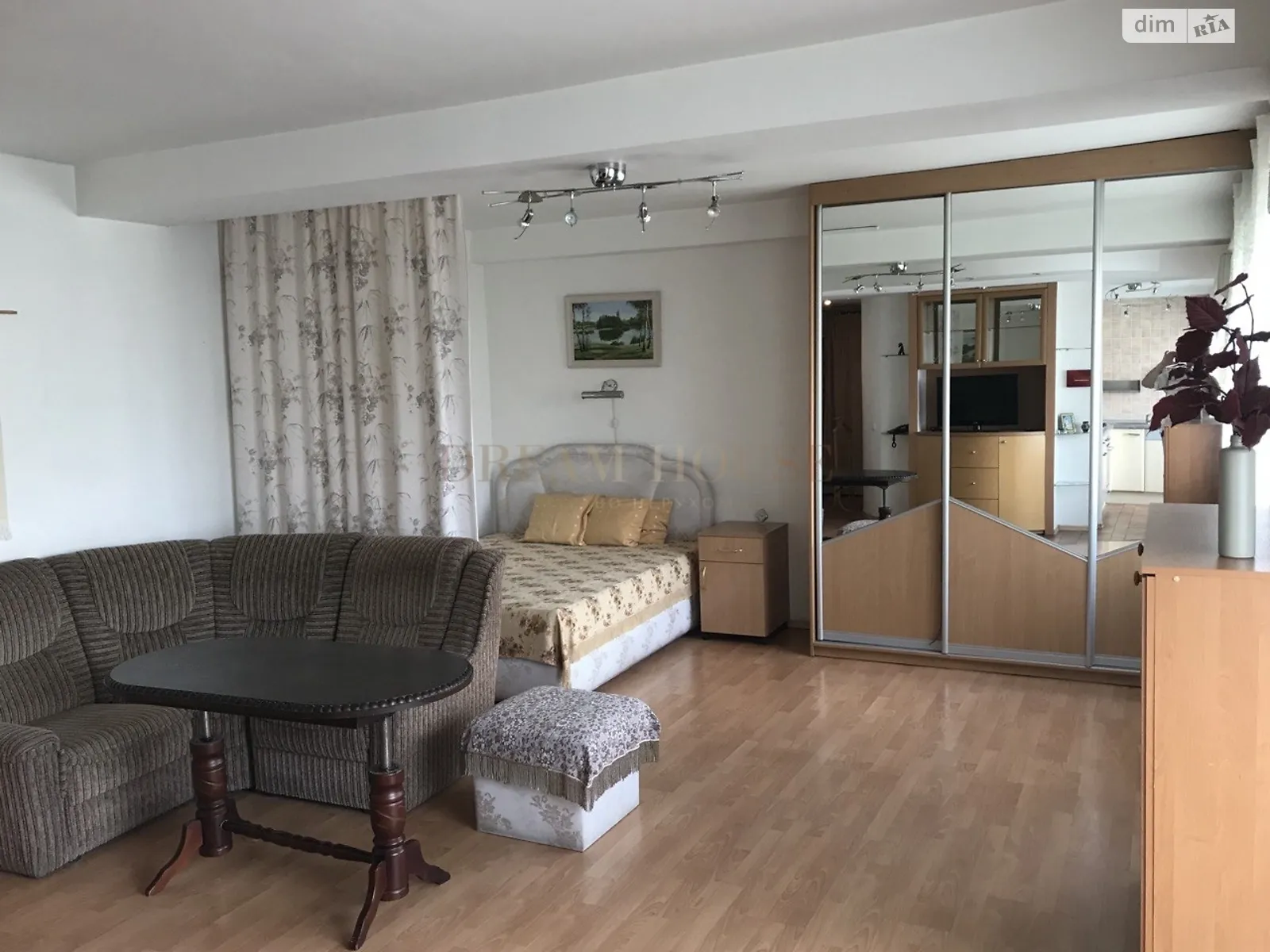 Продається 1-кімнатна квартира 49.3 кв. м у Києві, бул. Чоколівський, 19 - фото 1