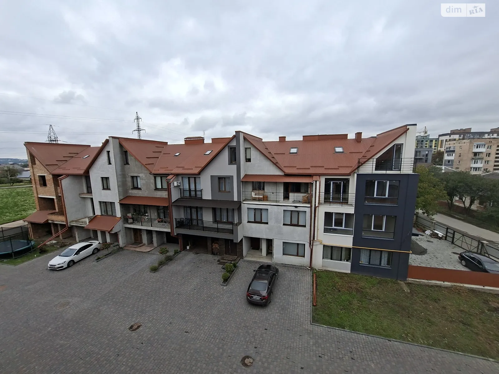 2-комнатная квартира 64 кв. м в Тернополе, ул. Козацкая - фото 1