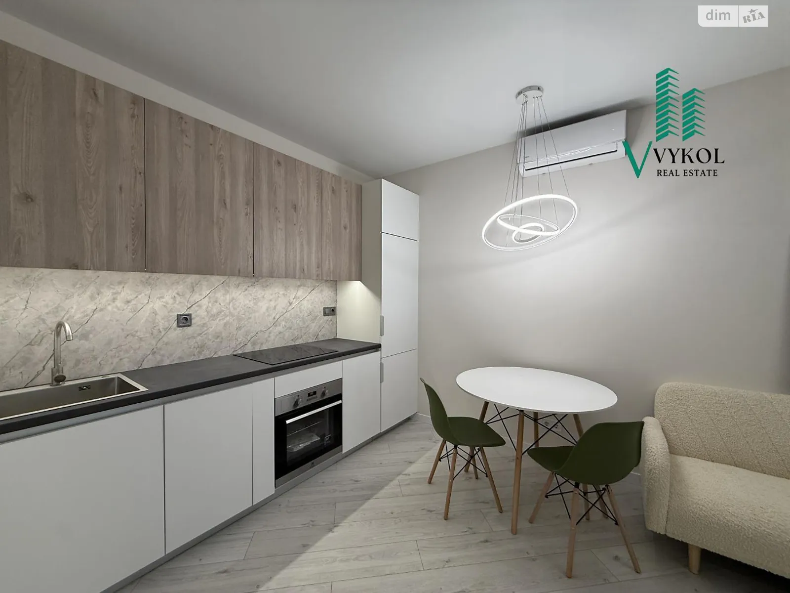 Продается 1-комнатная квартира 41 кв. м в Одессе, ул. Краснова, 1Б - фото 1