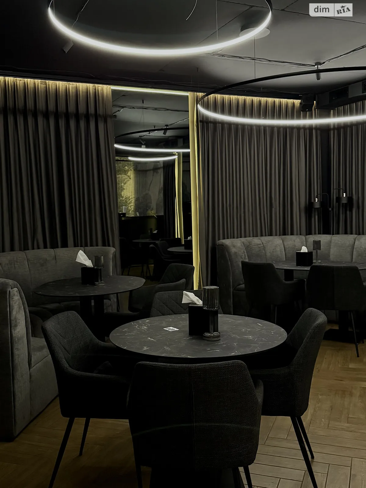 Продается объект сферы услуг 150 кв. м в 7-этажном здании, цена: 75000 $ - фото 1