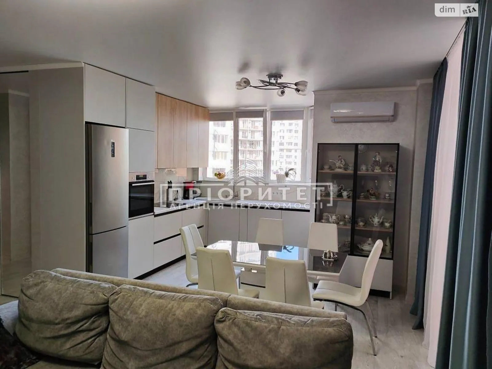 Продається 3-кімнатна квартира 96 кв. м у Одесі, вул. Люстдорфська дорога - фото 1