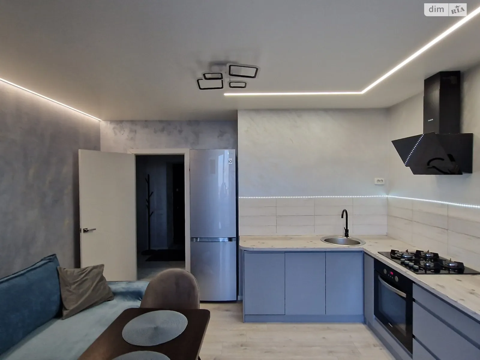 Продается 1-комнатная квартира 48.2 кв. м в Слобожанском, ул. Содружества, 1 корпус 2 - фото 1