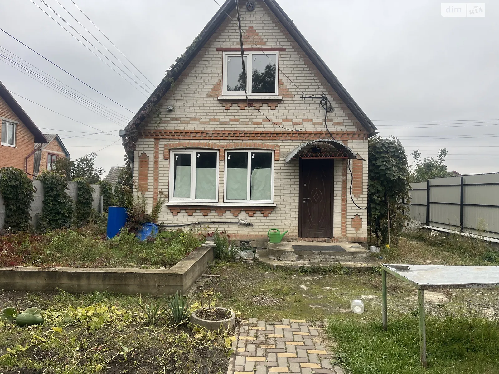Продается дом на 2 этажа 40 кв. м с беседкой, цена: 49990 $ - фото 1