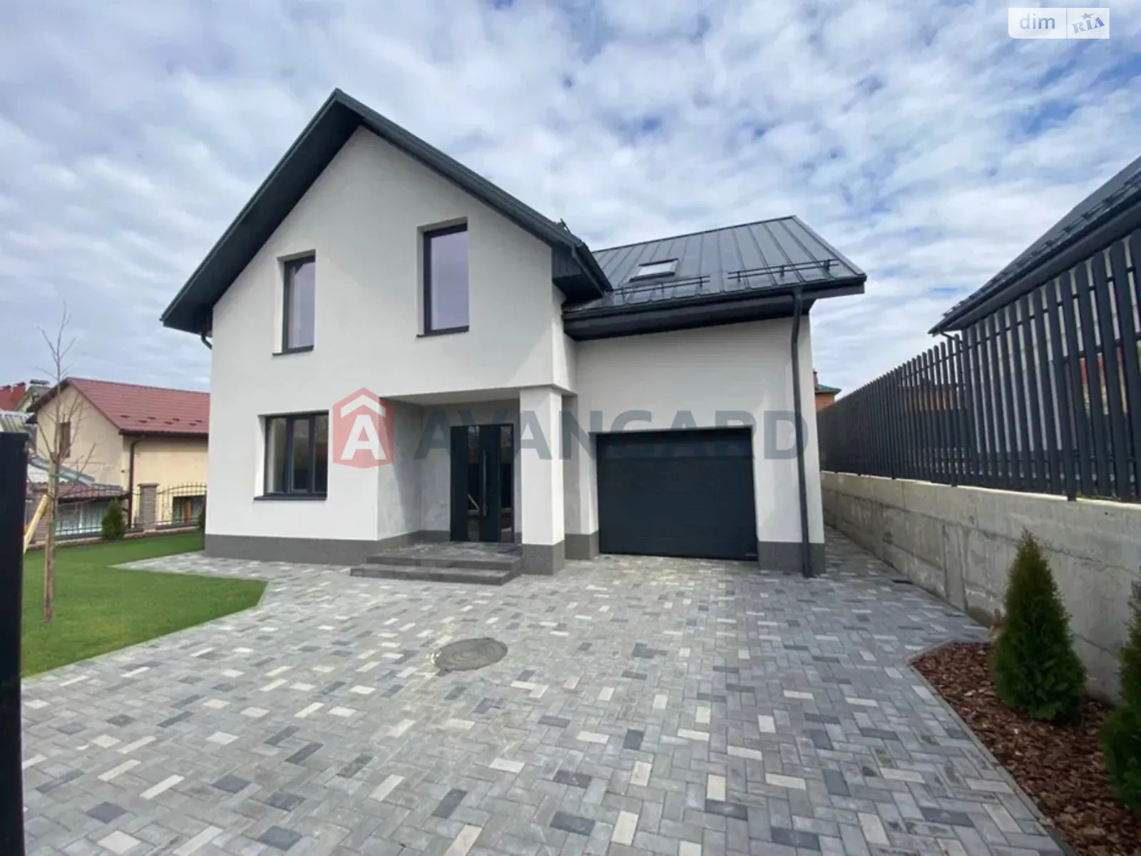 Продається будинок 2 поверховий 160 кв. м з подвалом, цена: 220000 $ - фото 1