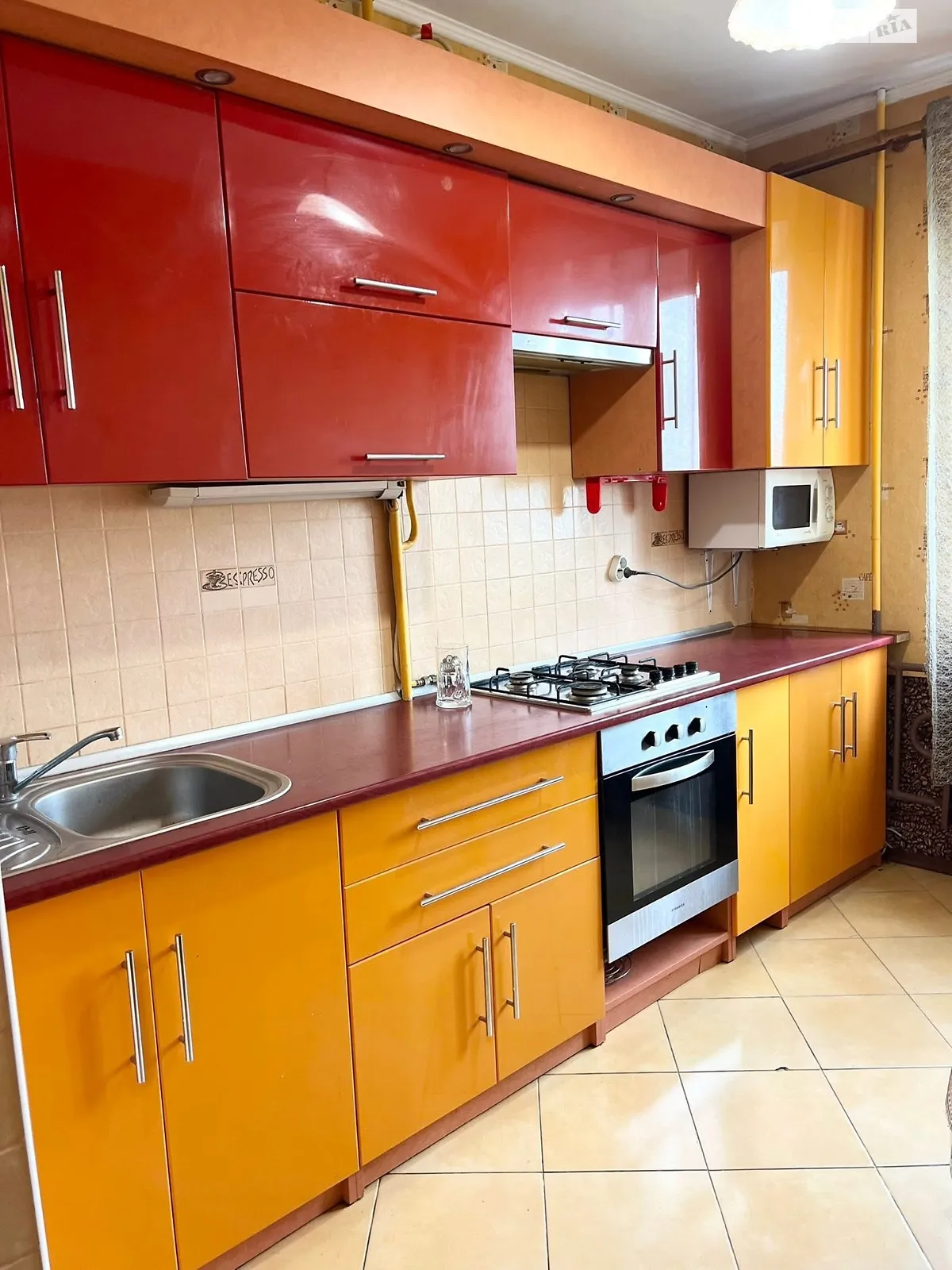 2-кімнатна квартира 56 кв. м у Тернополі, вул. Євгена Коновальця - фото 1