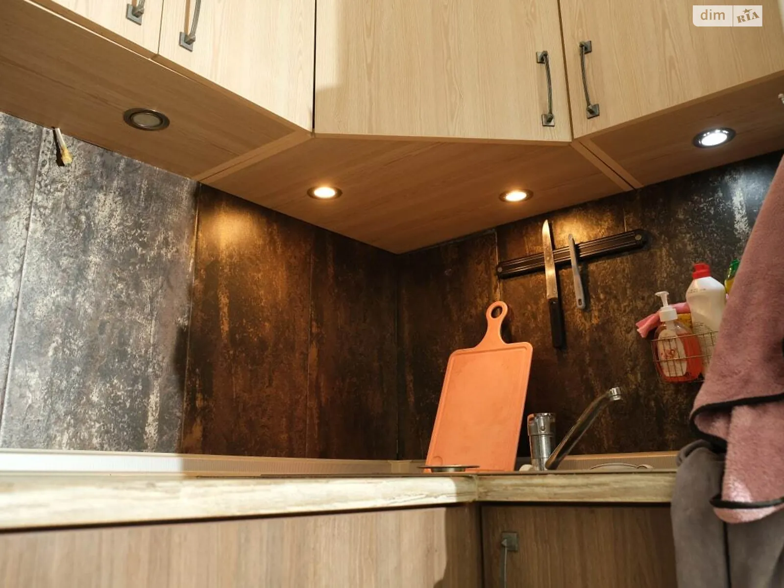 Сдается в аренду 1-комнатная квартира 32 кв. м в Киеве, ул. Братьев Зеровых, 2А - фото 1