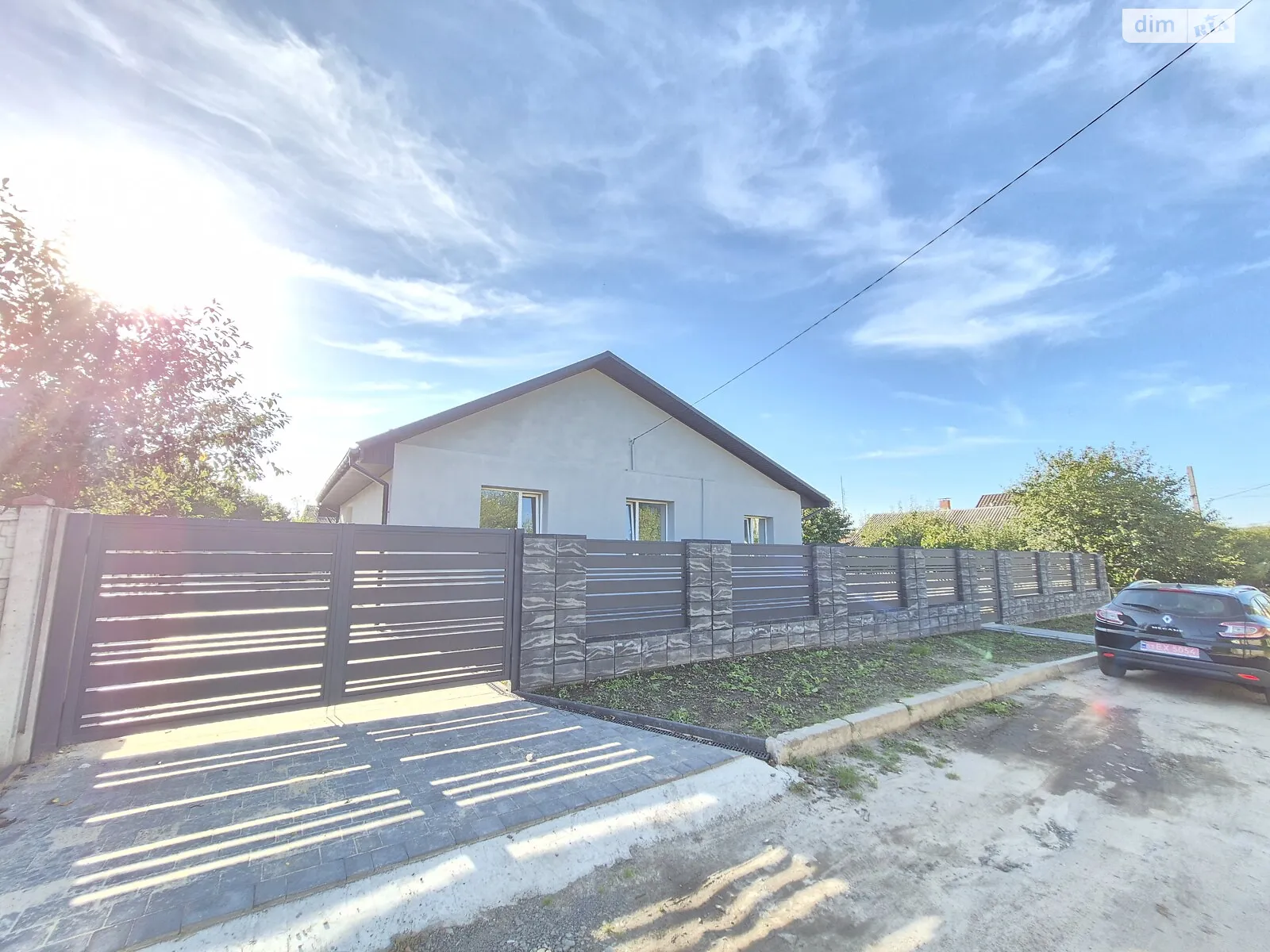 Продается одноэтажный дом 112 кв. м с участком, цена: 130000 $ - фото 1