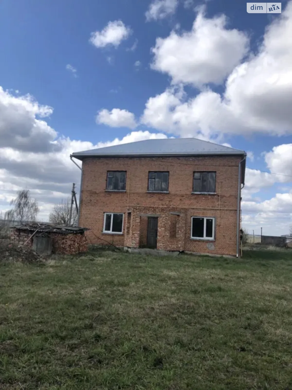 Продается дом на 2 этажа 220 кв. м с мебелью, цена: 45000 $ - фото 1