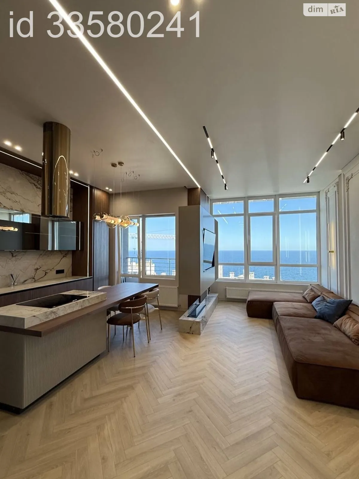 Продается 1-комнатная квартира 91 кв. м в Одессе, пер. Курортный, 2 - фото 1