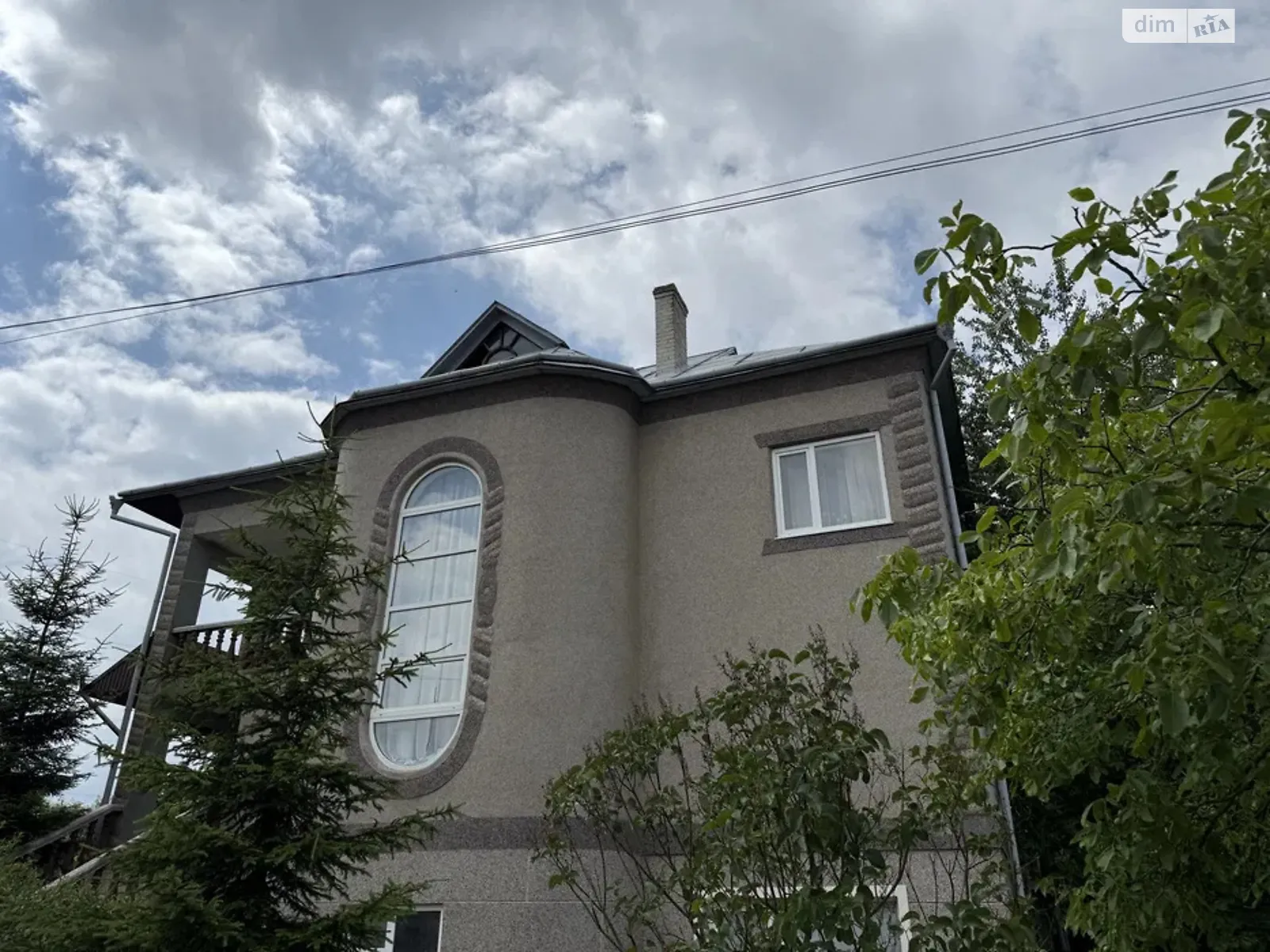 Продается дом на 3 этажа 338.9 кв. м с баней/сауной, цена: 120000 $ - фото 1