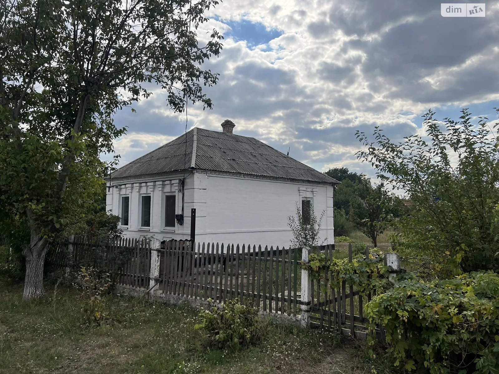 Продается одноэтажный дом 45 кв. м с камином, цена: 29000 $ - фото 1