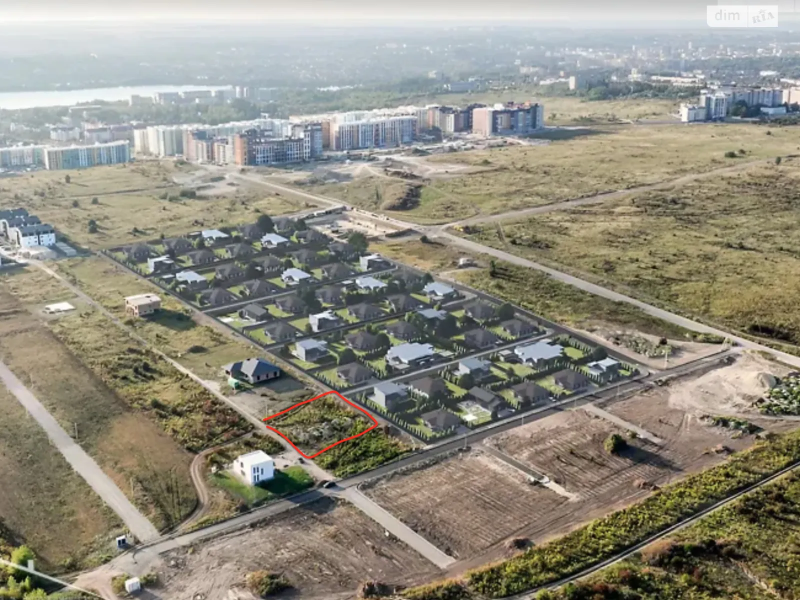 Продається земельна ділянка 8.6 соток у Рівненській області, цена: 110000 $ - фото 1