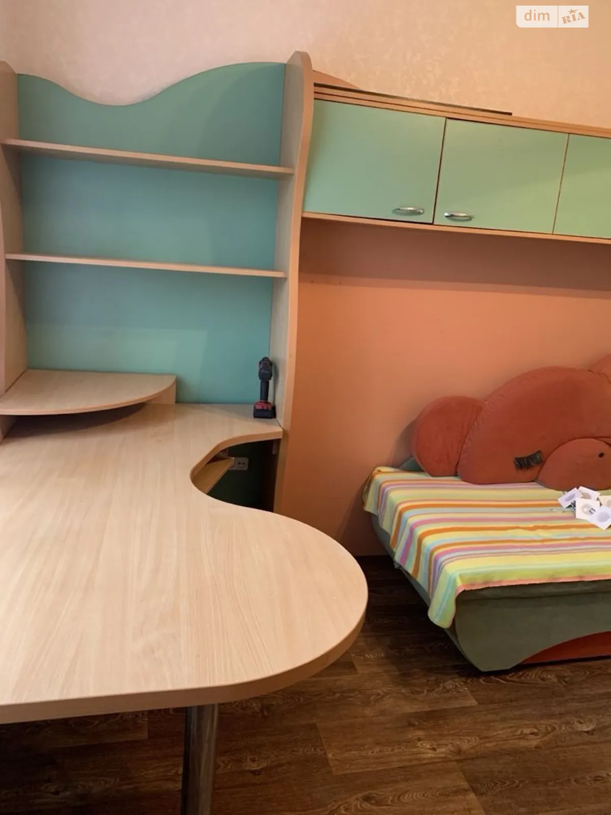 Продается 3-комнатная квартира 63 кв. м в Днепре, ул. Холодильная, 59 - фото 1