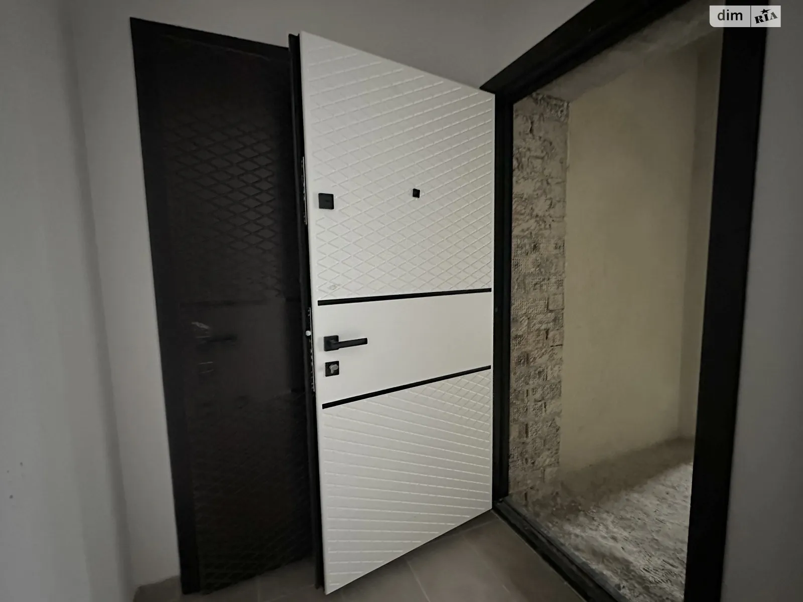 Продається 1-кімнатна квартира 38.26 кв. м у Івано-Франківську, вул. Ленкавського, 22 - фото 1