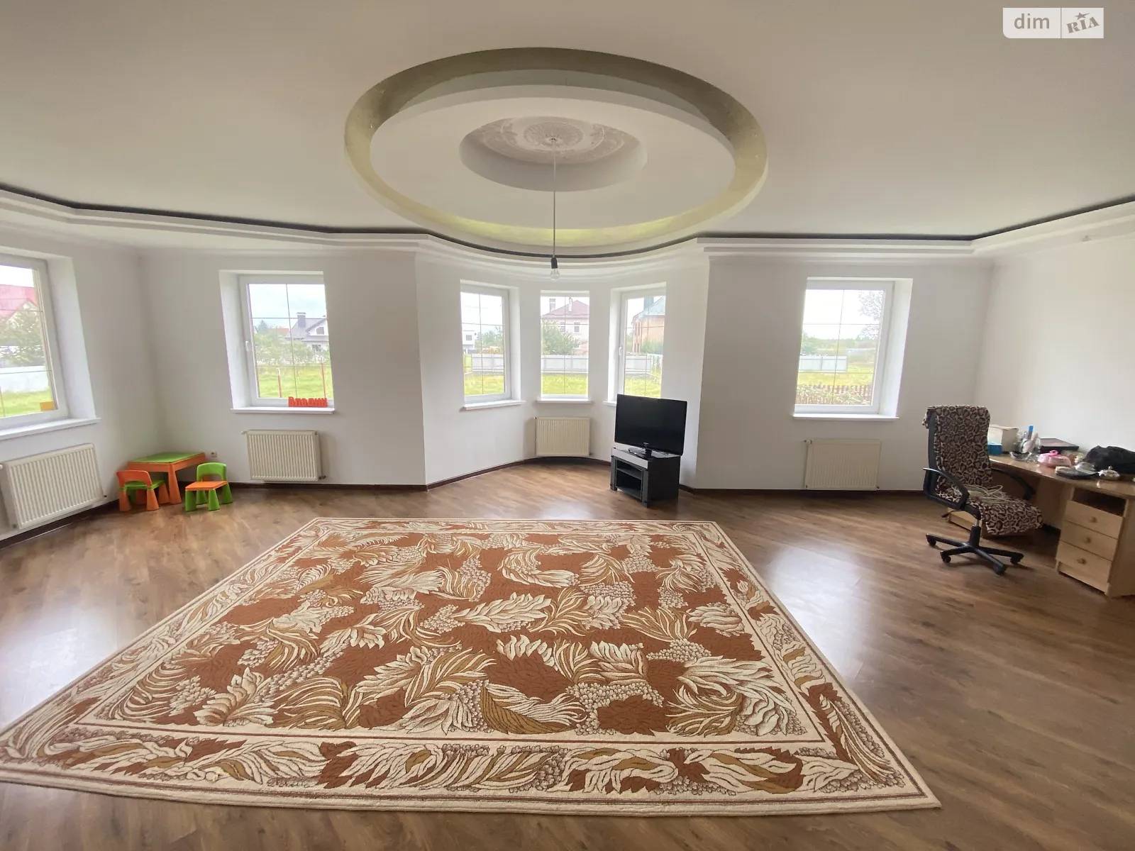 Продается дом на 2 этажа 220 кв. м с террасой, цена: 195000 $ - фото 1