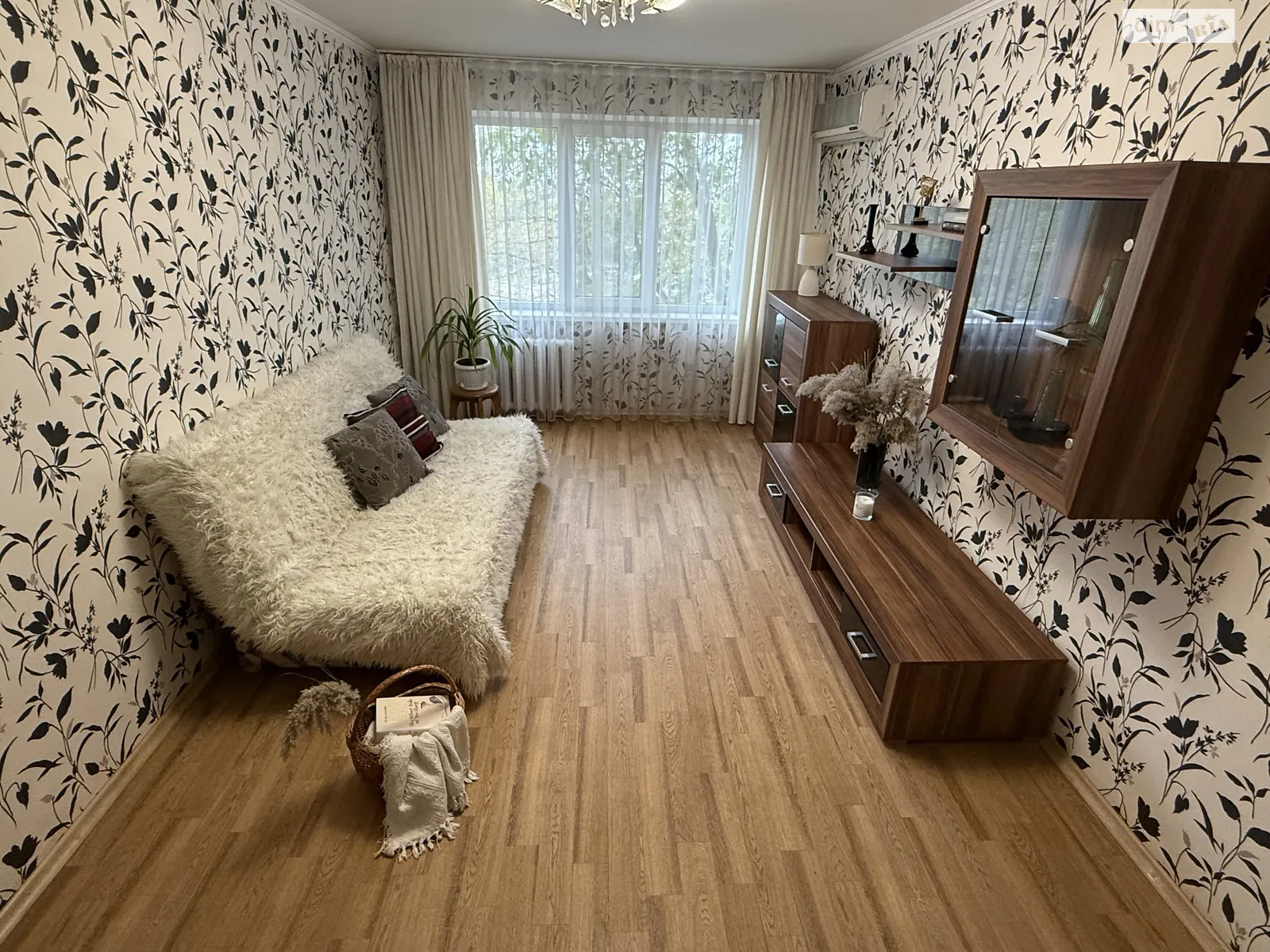Продается 2-комнатная квартира 47 кв. м в Николаеве, просп. Героев Украины - фото 1