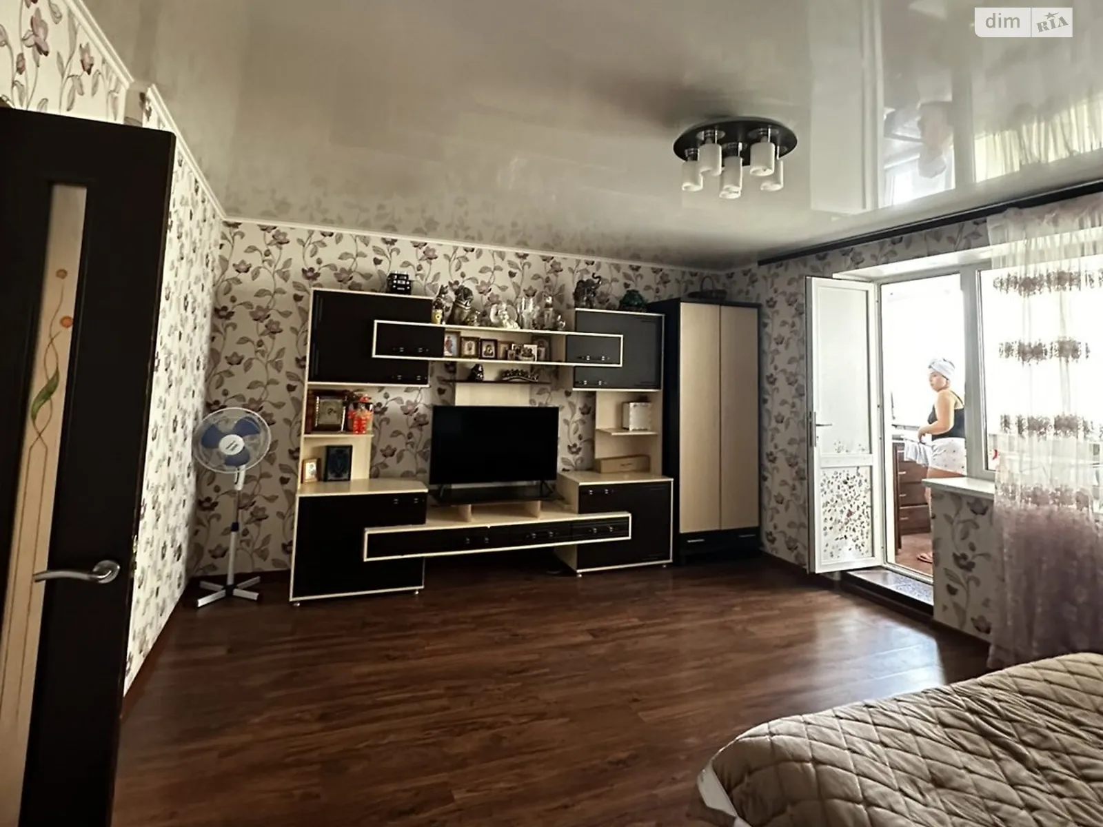 Сдается в аренду 1-комнатная квартира 50.2 кв. м в Одессе, ул. Сергея Ядова, 28 - фото 1