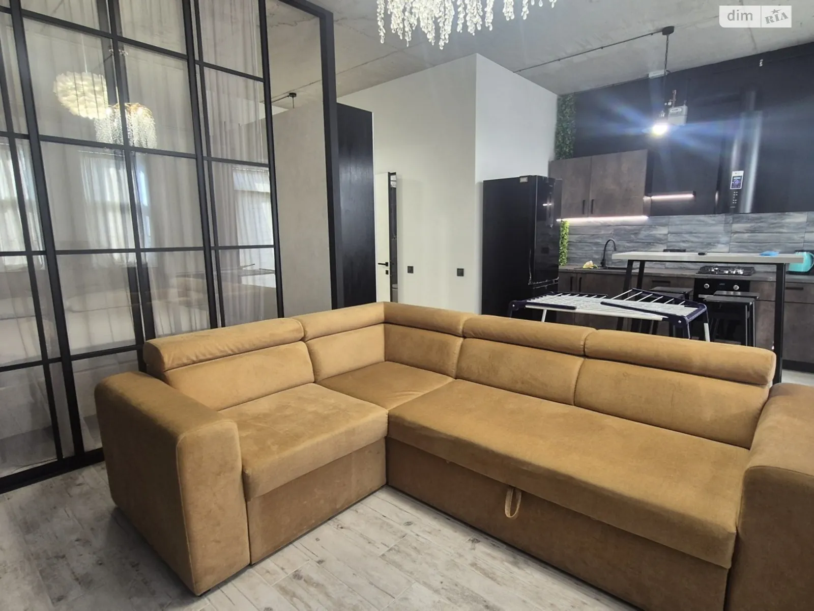 Здається в оренду 1-кімнатна квартира 40 кв. м у Одесі, пров. Травневий, 4 - фото 1