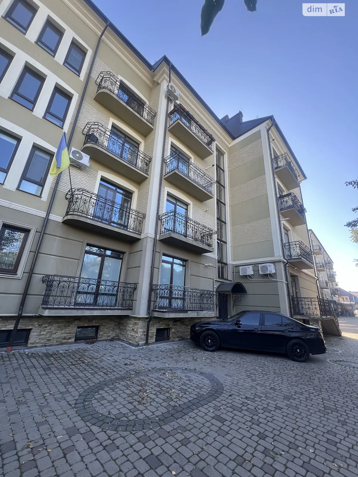 Продается 3-комнатная квартира 90.6 кв. м в Коломые, просп. Михаила Грушевского, 70А - фото 1