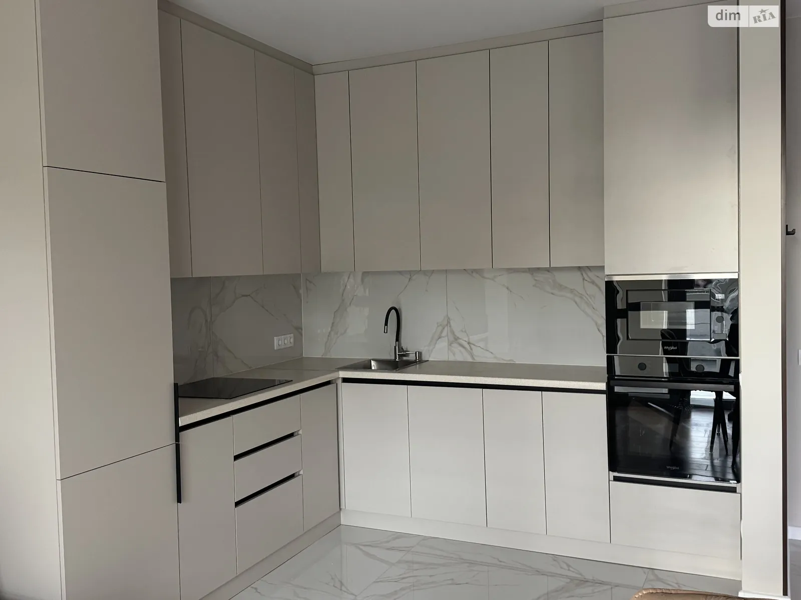 ул. Собранецкая, 100 Центр Ужгород, цена: 84500 $ - фото 1