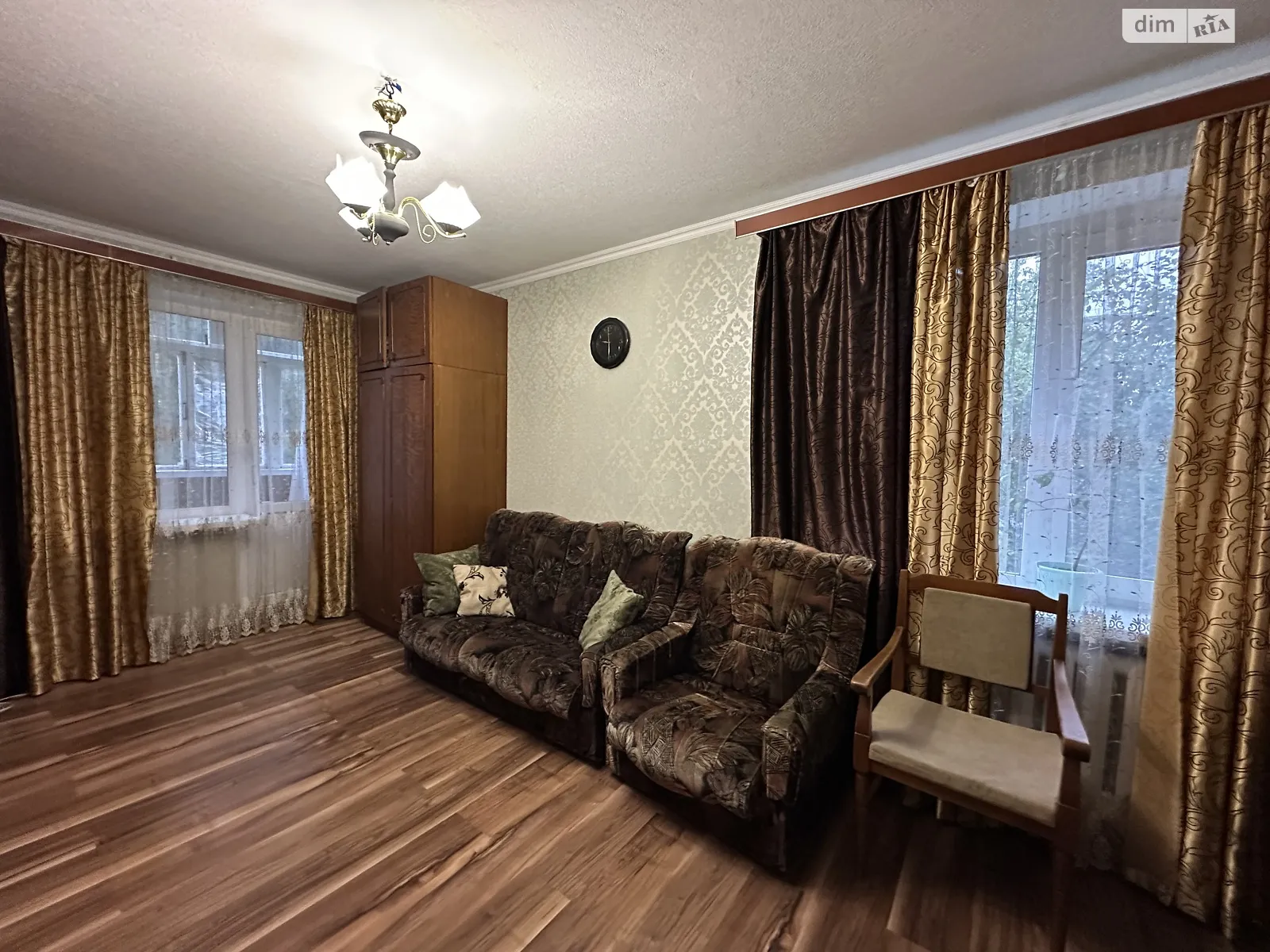 Продается 3-комнатная квартира 63.6 кв. м в Виннице, просп. Юности - фото 1