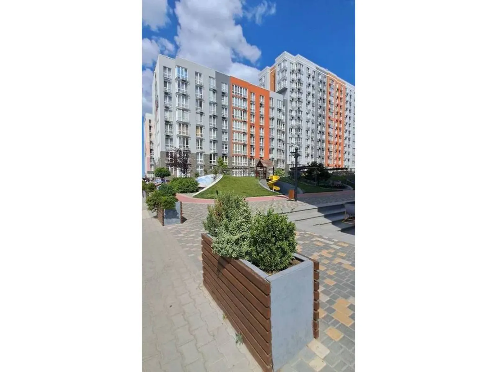 Продается 1-комнатная квартира 33 кв. м в Одессе, ул. Спрейса - фото 1