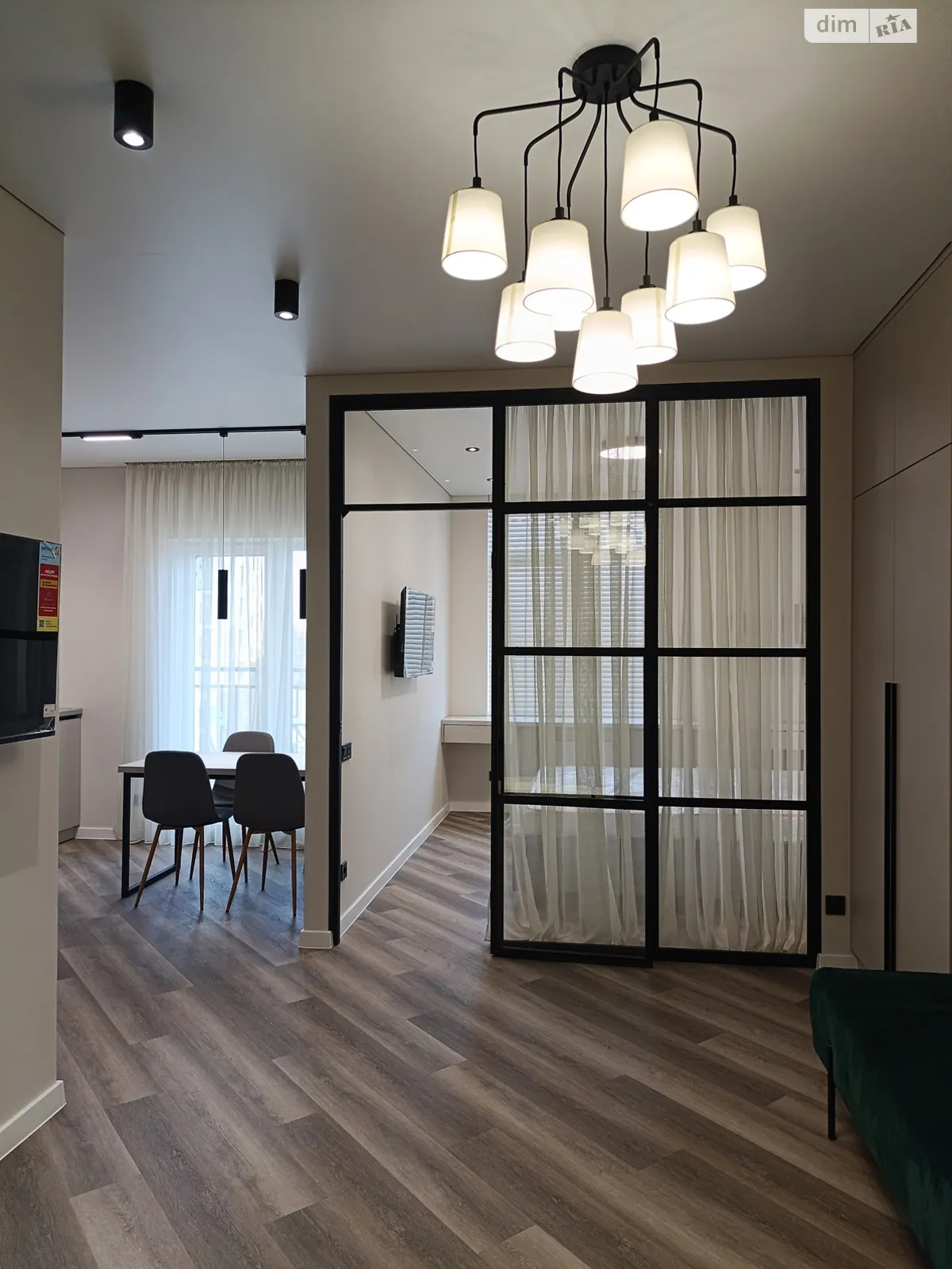 Сдается в аренду 1-комнатная квартира 42 кв. м в Одессе, ул. Краснова, 1В - фото 1