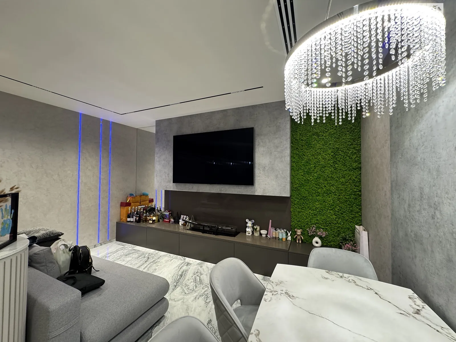 Продается 3-комнатная квартира 102.3 кв. м в Днепре, ул. Кулишивська, 26 - фото 1