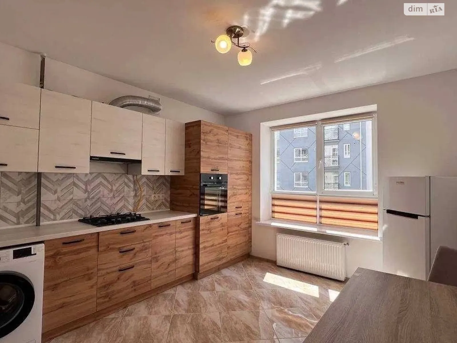 Сдается в аренду 1-комнатная квартира 44 кв. м в, цена: 350 $ - фото 1