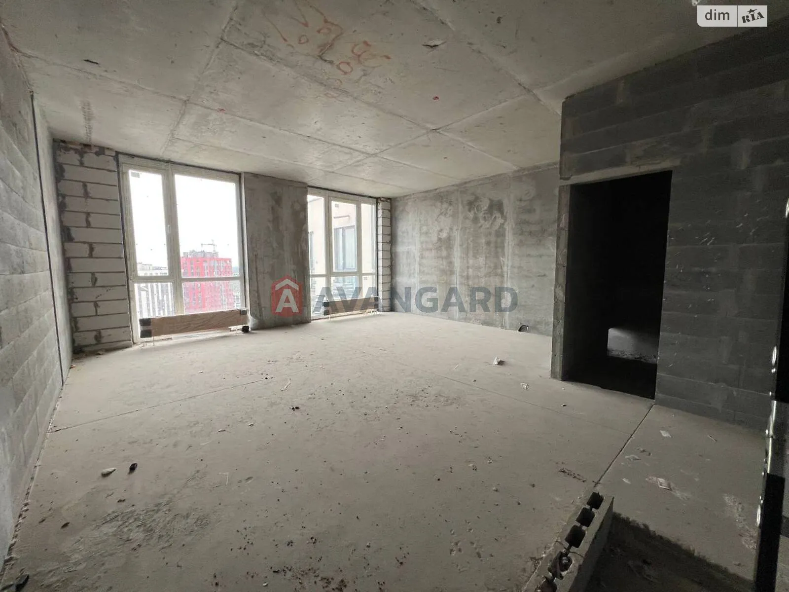 Продается 5-комнатная квартира 162 кв. м в Киеве, ул. Всеволода Змиенко, 21А - фото 1