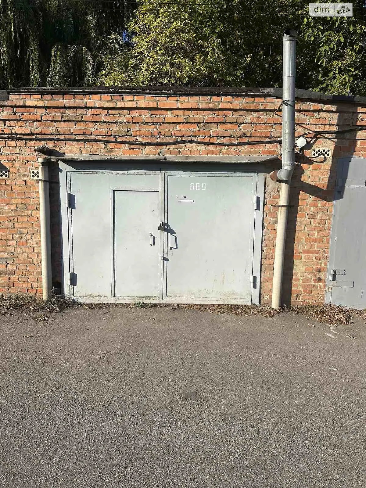 Продається місце в гаражному кооперативі під легкове авто на 21 кв. м, цена: 8000 $ - фото 1