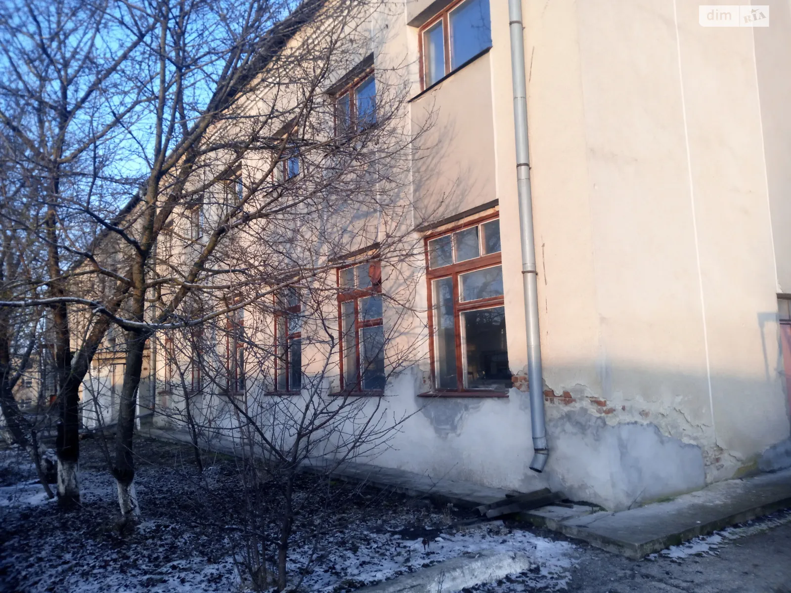 Продается объект сферы услуг 2835 кв. м в 2-этажном здании, цена: 54000000 грн - фото 1