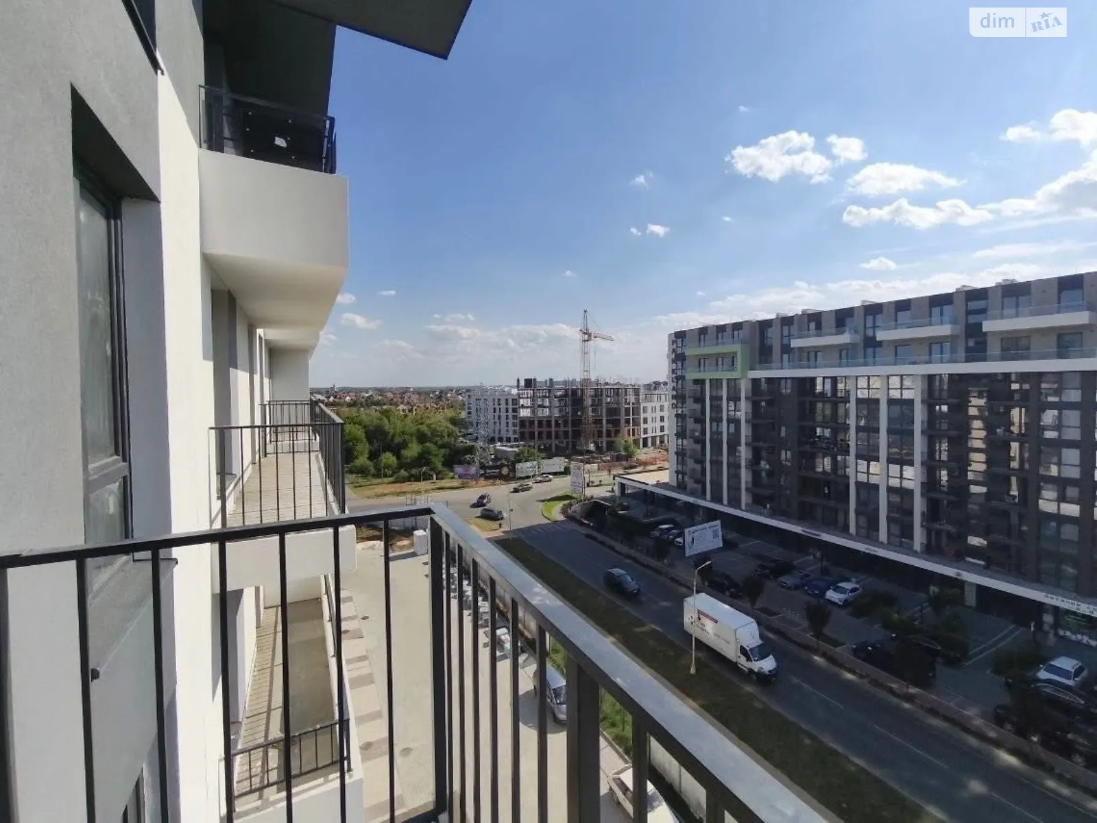 Продається 2-кімнатна квартира 53 кв. м у Ужгороді, вул. Богомольця, 29 - фото 1