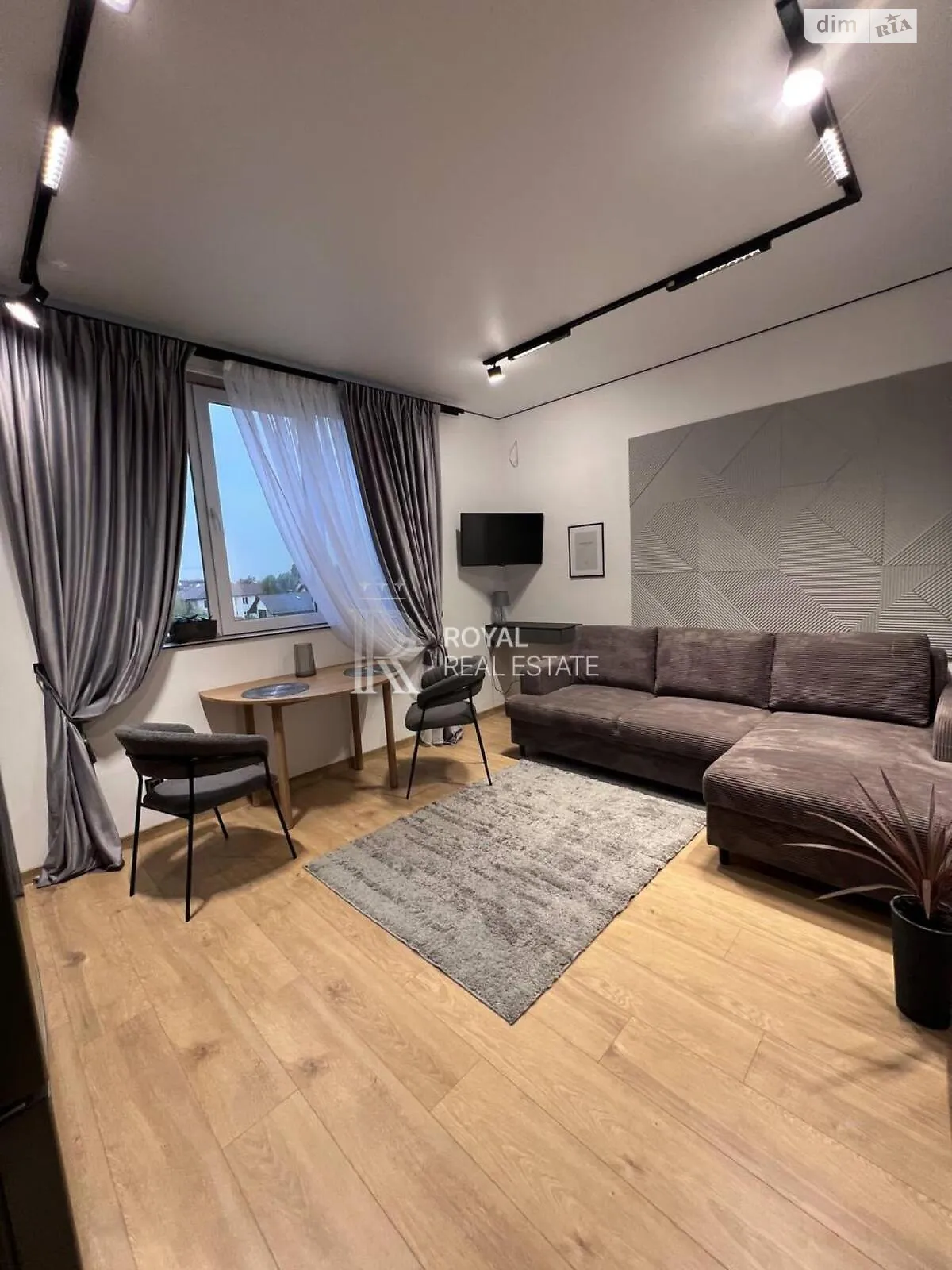 Продается 1-комнатная квартира 23.9 кв. м в Киеве, ул. Михаила Дерегуса, 42 - фото 1