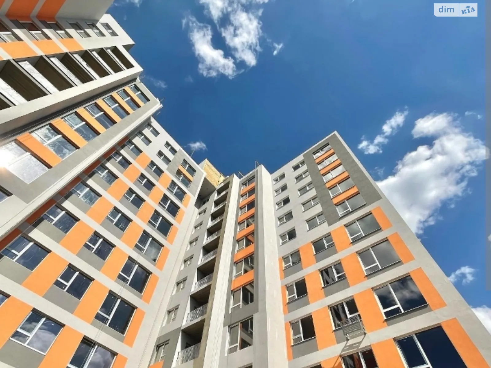 Продается 2-комнатная квартира 69.2 кв. м в Ровно, ул. Григория Сковороды, 4 - фото 1