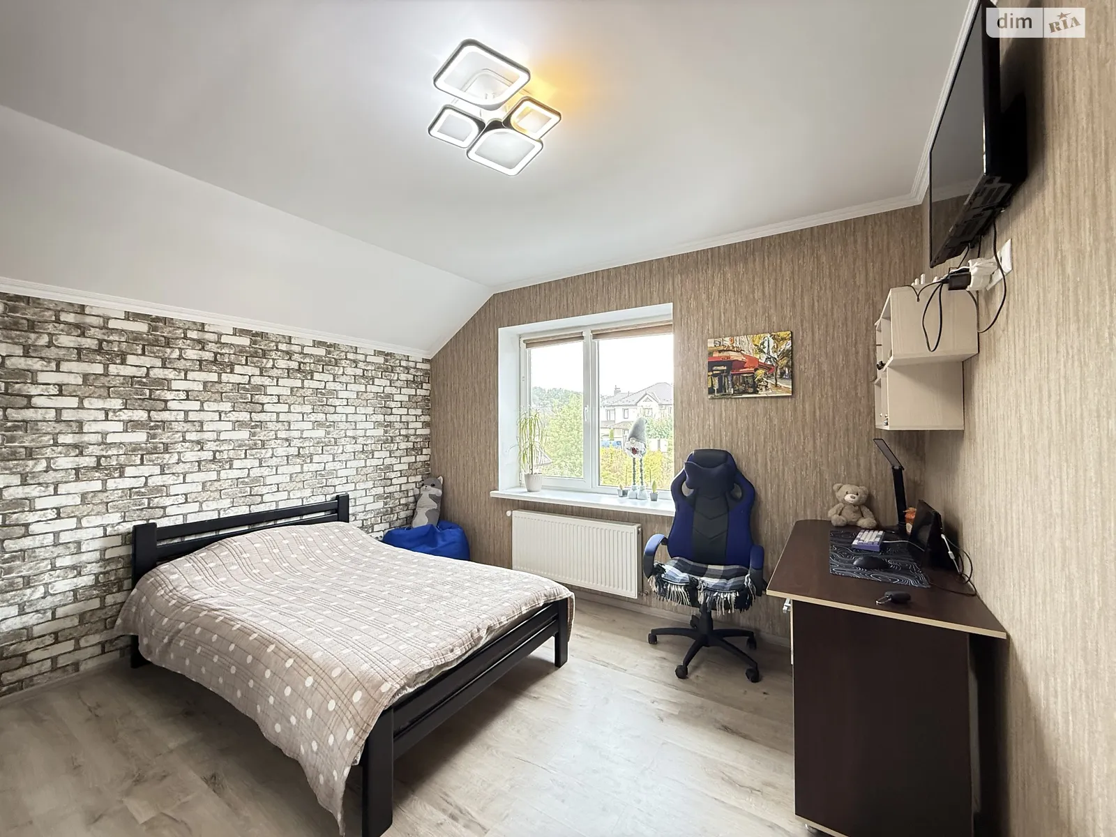 Продается дом на 2 этажа 130 кв. м с верандой, цена: 166990 $ - фото 1