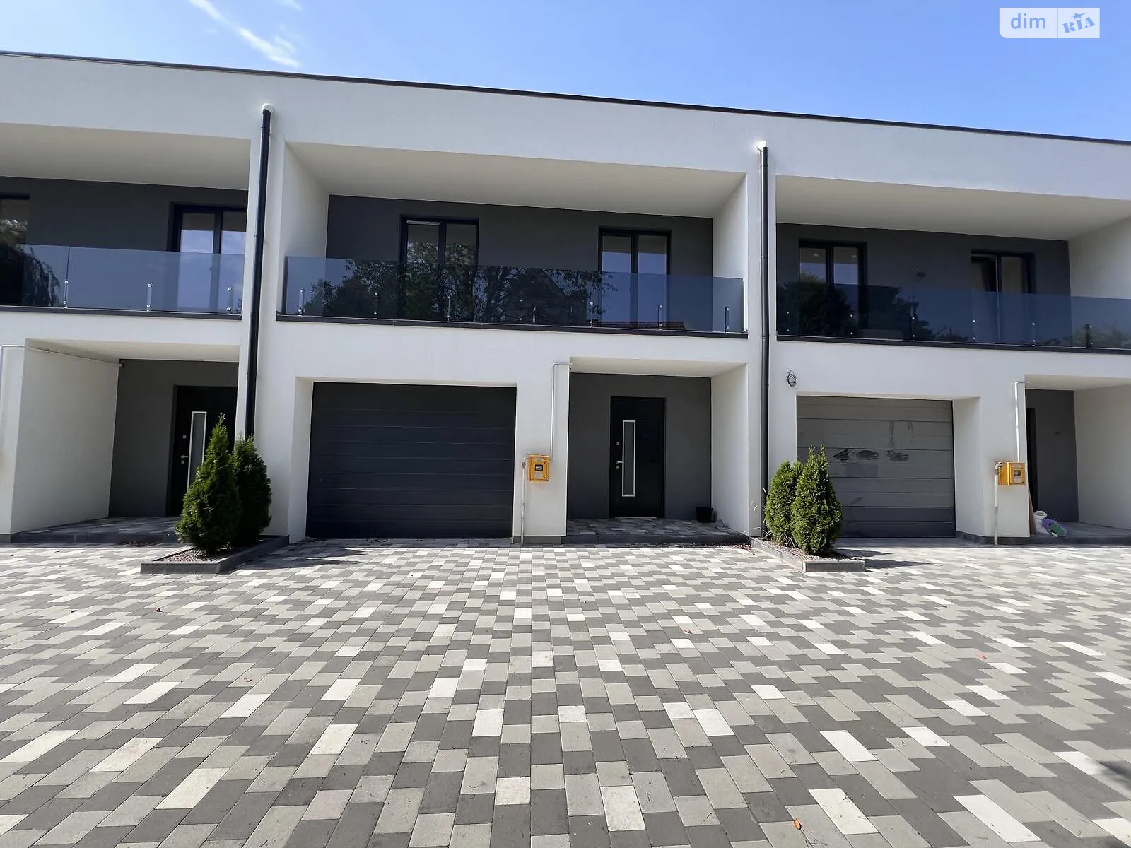 Продается дом на 2 этажа 123.6 кв. м с участком, цена: 115000 $ - фото 1