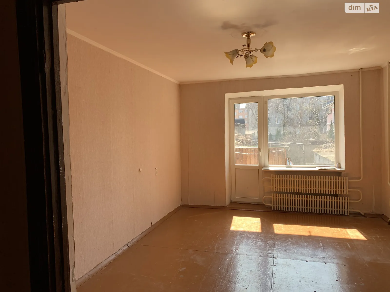 Продается 2-комнатная квартира 48.2 кв. м в Ровно, ул. Савура Клима - фото 1