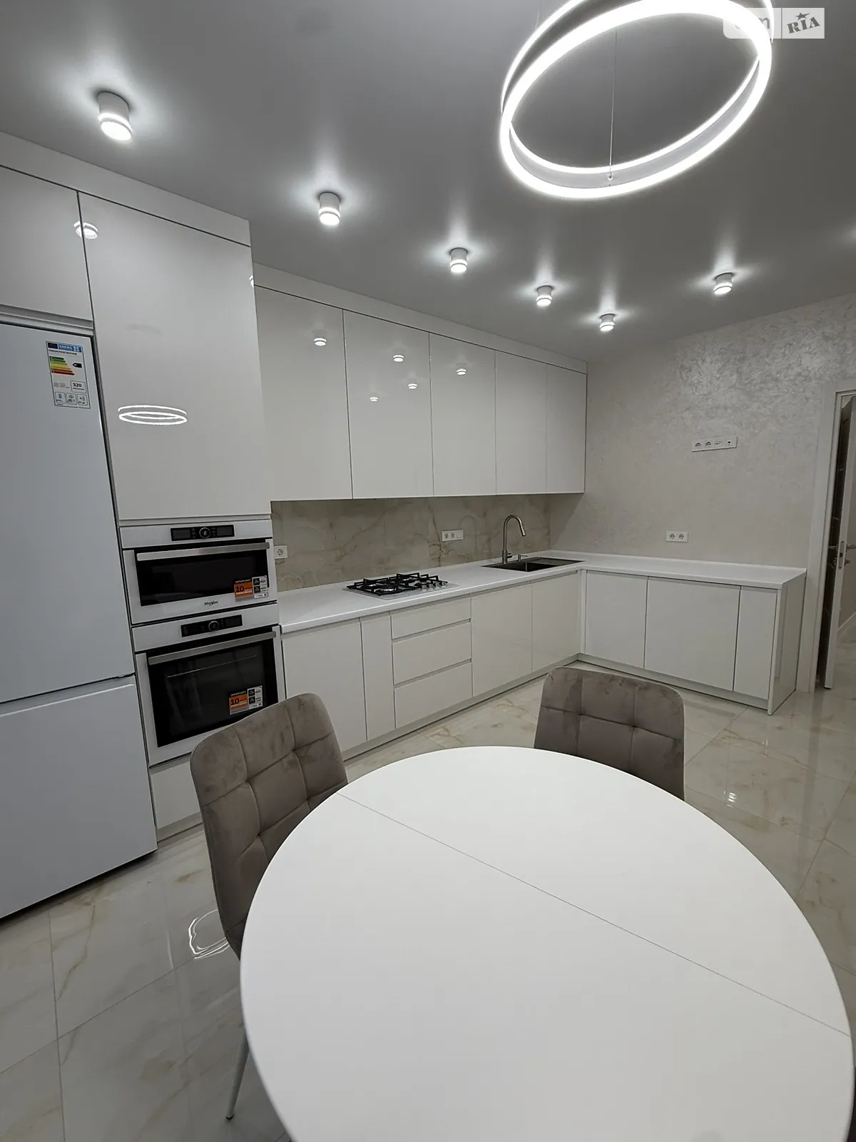 Сдается в аренду 2-комнатная квартира 90 кв. м в Хмельницком, пер. Франко Ивана, 8/1 - фото 1