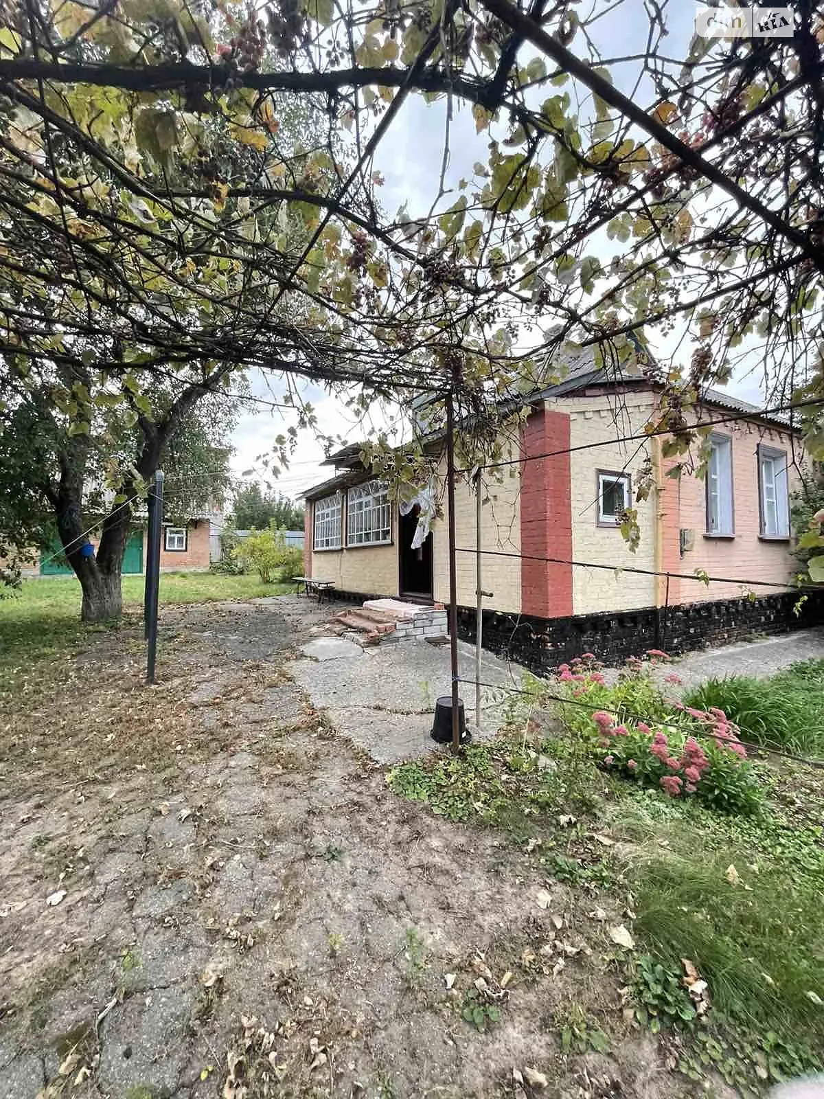 Продается одноэтажный дом 45.2 кв. м с камином, цена: 32500 $ - фото 1