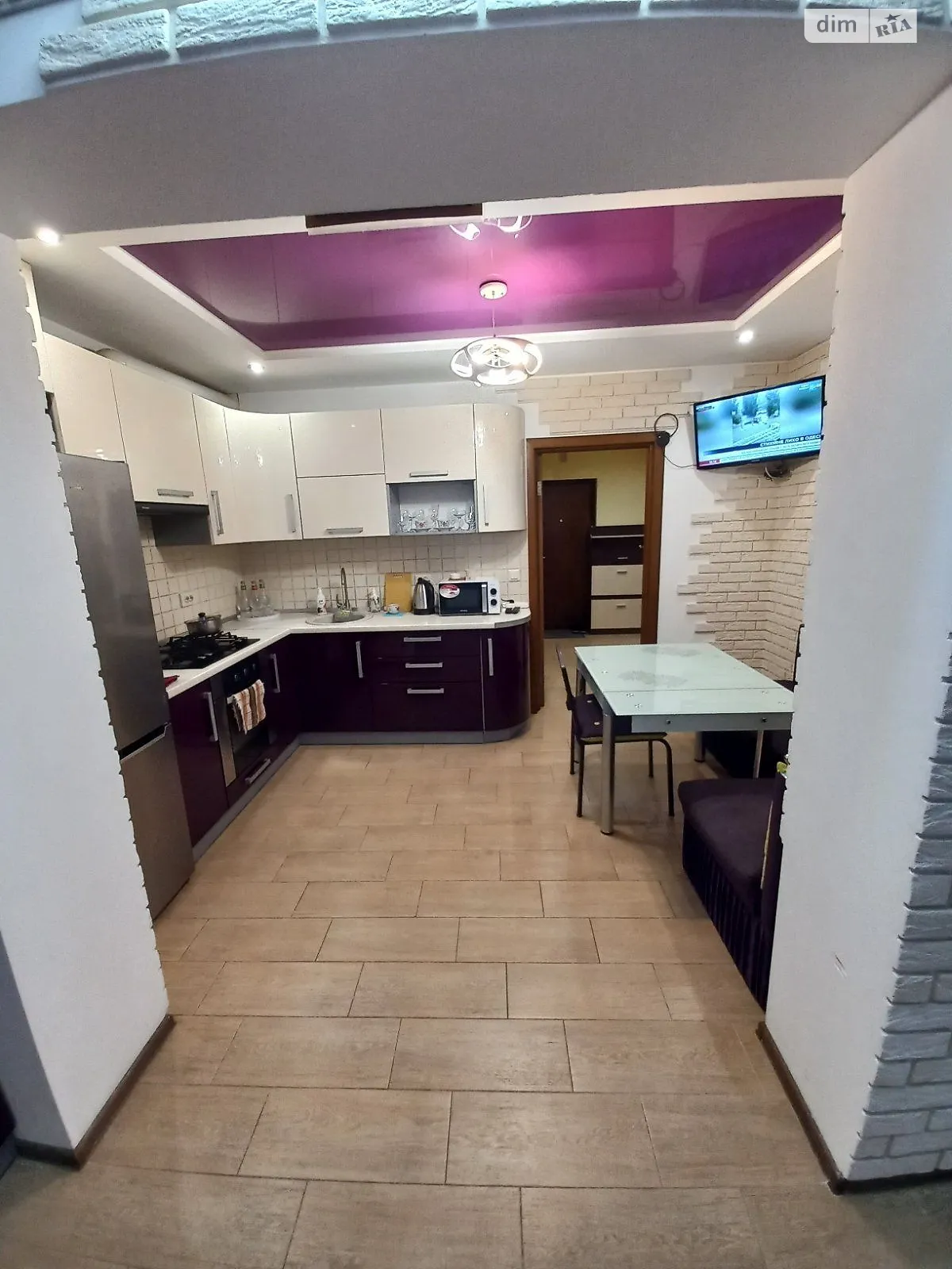 Продается 2-комнатная квартира 60 кв. м в Полтаве, цена: 56500 $ - фото 1