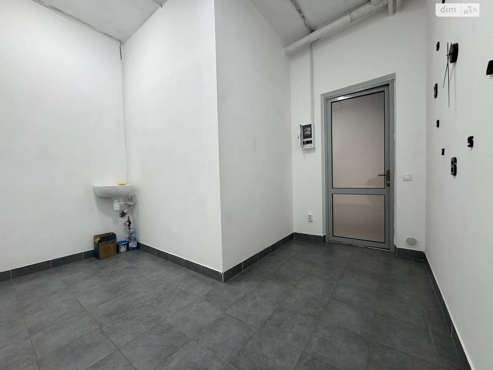 Здається в оренду офіс 12 кв. м в бізнес-центрі, цена: 4000 грн - фото 1