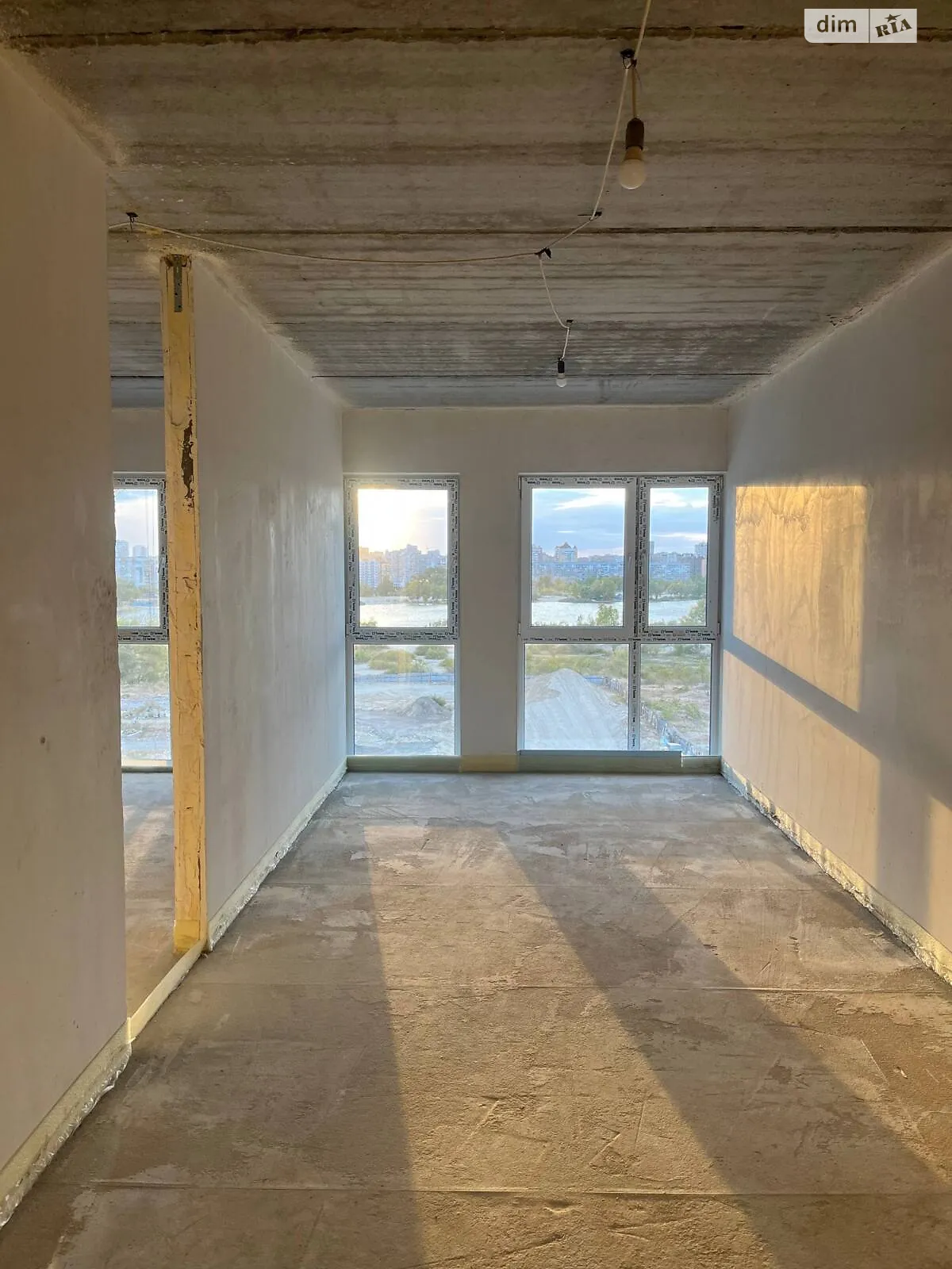 Продается 1-комнатная квартира 45.8 кв. м в Черкассах, ул. Казацкая, 21 - фото 1