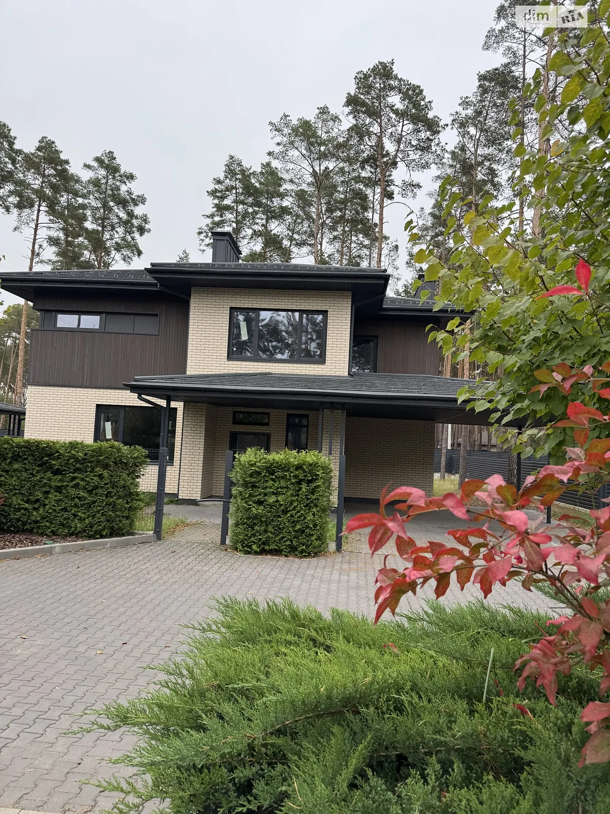 Продается дом на 2 этажа 214 кв. м с беседкой, цена: 425000 $ - фото 1